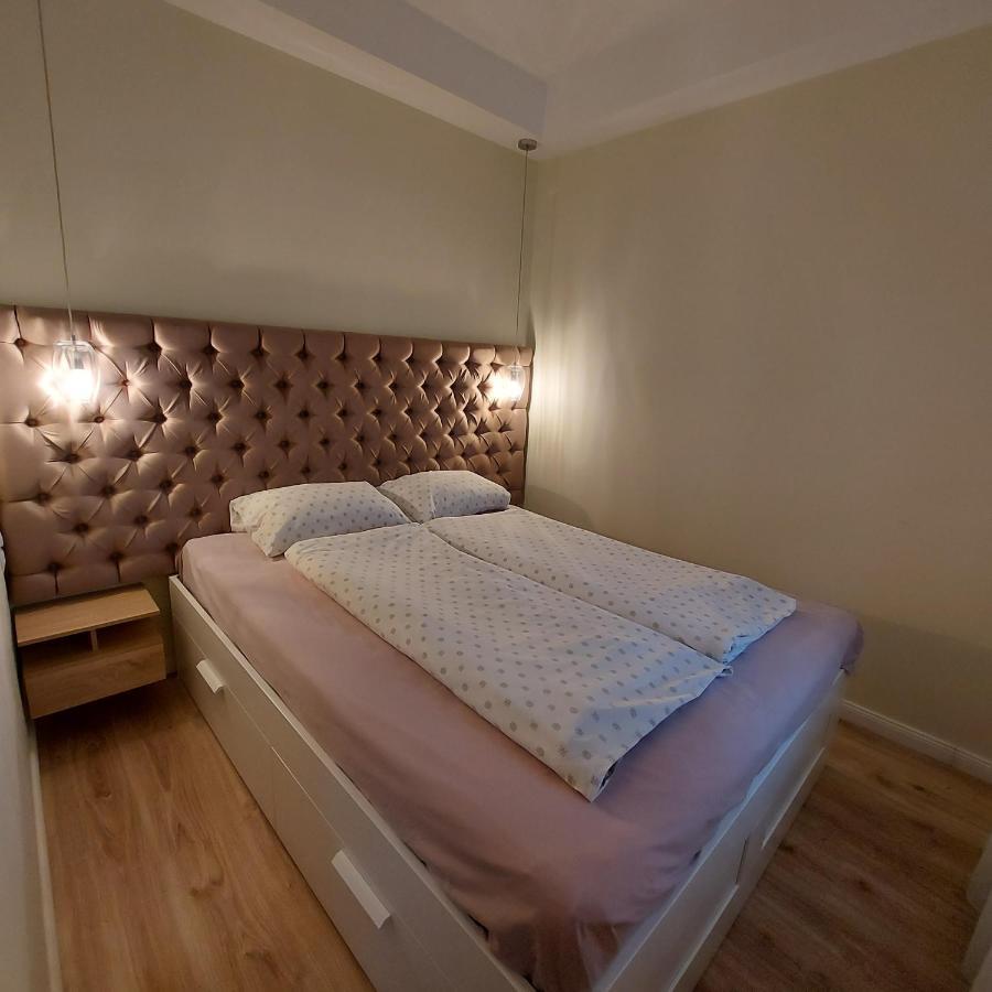Ancsi Apartmant Kecskemet Exterior photo